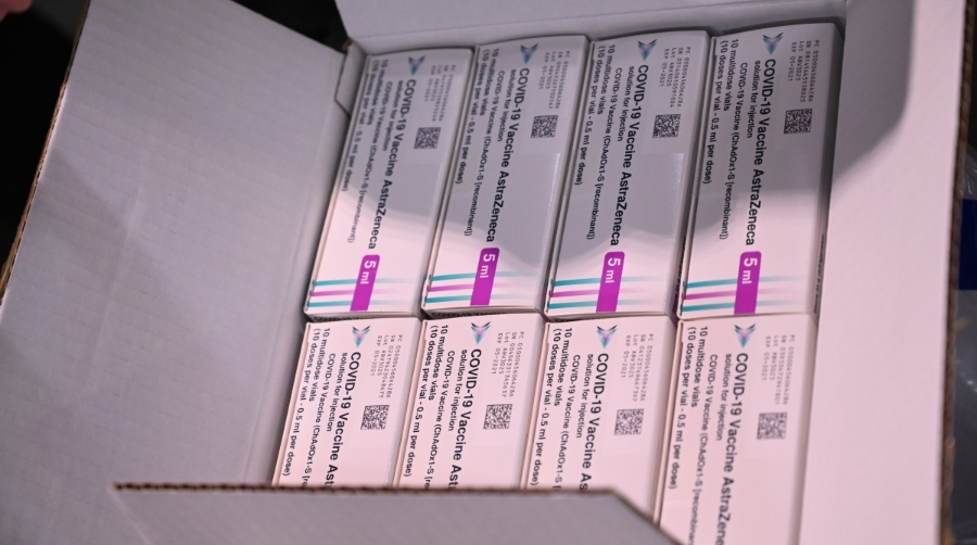 Llegan a Espa&ntilde;a las primeras vacunas de AstraZeneca