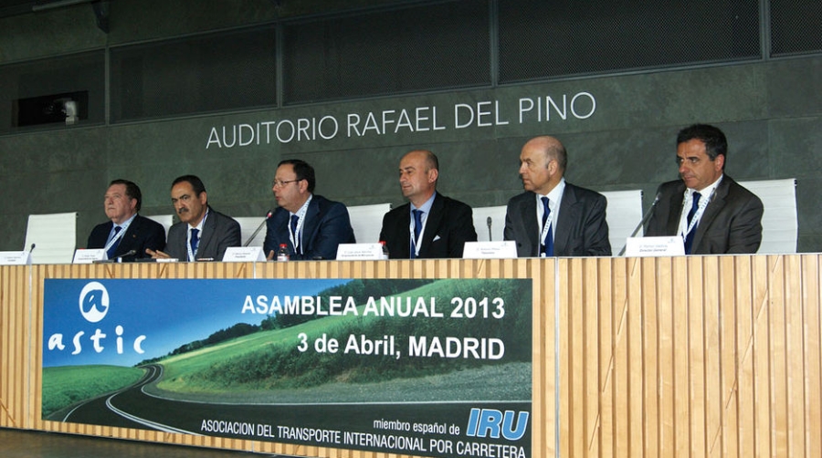 Basante: &quot;Estoy convencido de que por fin hemos tocado fondo&quot;