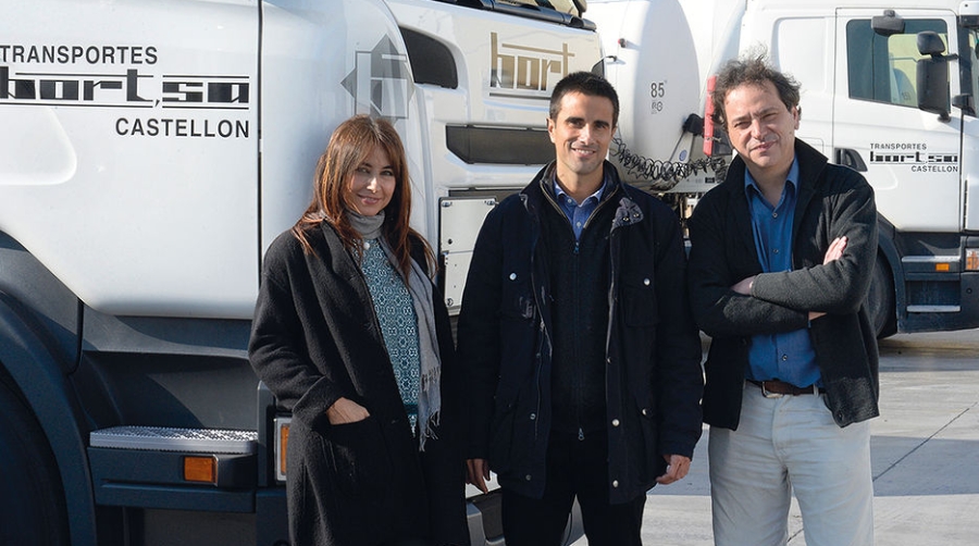 Transportes Bort incorpora seis Scania R 450 para el transporte de productos pulverulentos