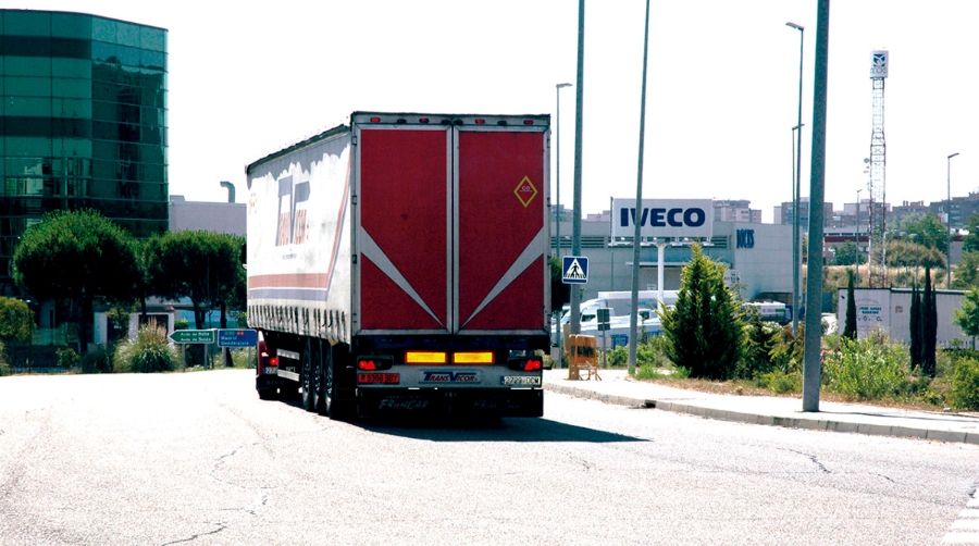 Transportes propone un mediador entre el CNTC y los cargadores