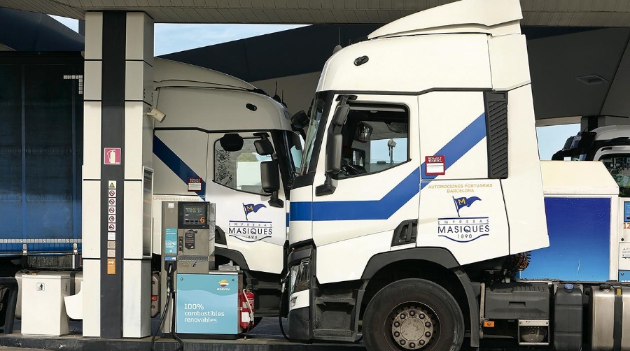 Las tres empresas han puesto en marcha un proyecto piloto que están desarrollando en seis camiones.