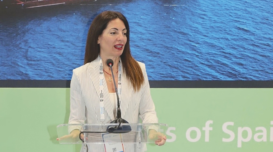 Rosario Soto, presidenta de la Autoridad Portuaria de Almería, durante su presentación en WindEurope.