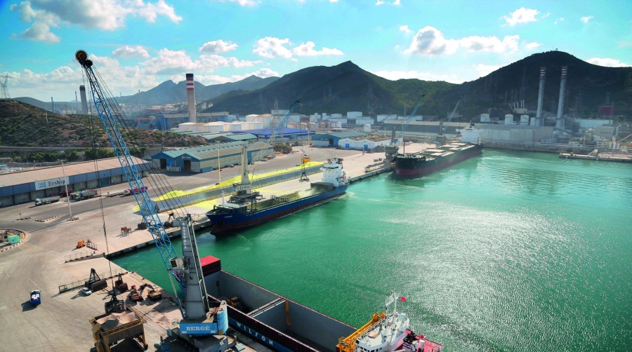 La Autoridad Portuaria de Cartagena asegura no haber recibido todavía ninguna notificación sobre los contratos que se investigan.