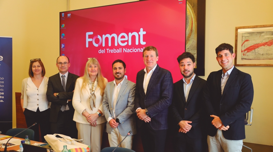 Miembros de Foment del Treball, Cesce y Ateia-Oltra Barcelona, los tres organizadores de las jornadas que se celebraron este martes. Foto: J. M.