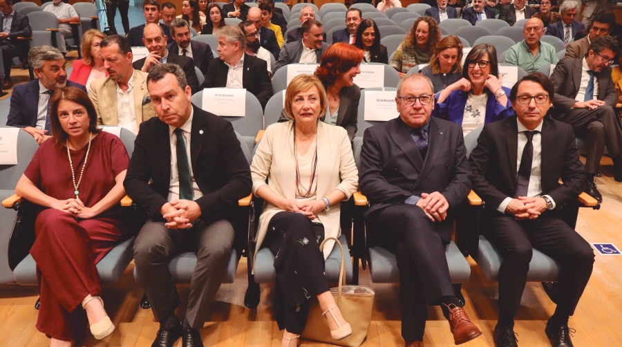 El Puerto de Avilés alinea su Plan Estratégico 2030-2040 con la industria logística asturiana