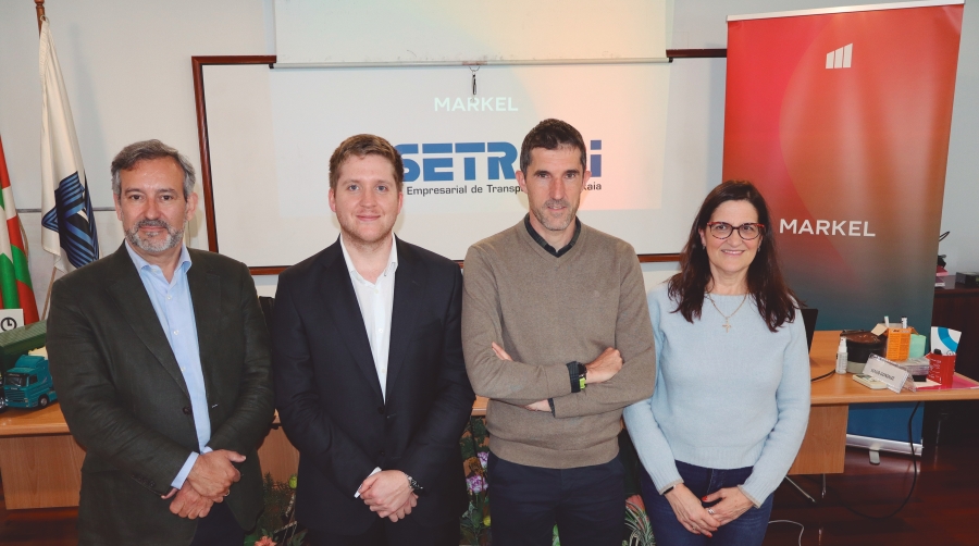 Miguel Morán, responsable Centro-Norte de Markel España; Benjamín Pellegrini, suscriptor senior Cyber y Fintech/Insurtech de Markel; Urtzi Vidal, director general de Sui Broker; Sonia García, presidenta de Asetrabi, Foto J.P.