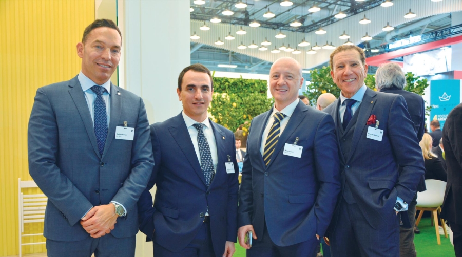 julio Nestar, Country Reefer Manager Spain; Antonino Ferraiolo, Reefer Division Logistics Department; Mauro Ferri, Senior Trade Manager South America West Coast &amp; Central America to Europe and Relay; y Mostafa Shawki, vice president Bussines Deevelopment RF USA International. Foto J.C.P.