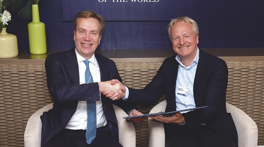 Børge Brende, presidente y CEO del Foro Económico Mundial junto a Maarten Wetselaar, consejero delegado de Moeve ©World Economic Forum/Pascal Bitz.