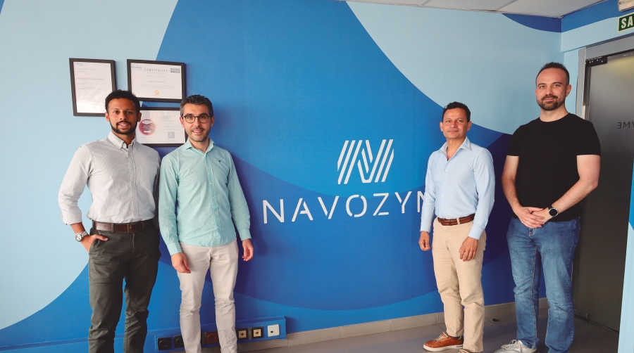 Aniket Mavlankar, CTO; Enrique Martín, Business Unit Director; Anjaney Borwankar, cofundador y Chief Executive; Ismael Benítez Pérez, cofundador de Nova. Foto: J. M.