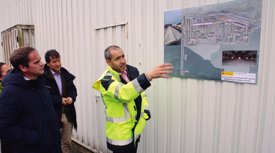 La china Arcfox sitúa al Puerto de Ferrol en la órbita internacional de la logística de vehículos