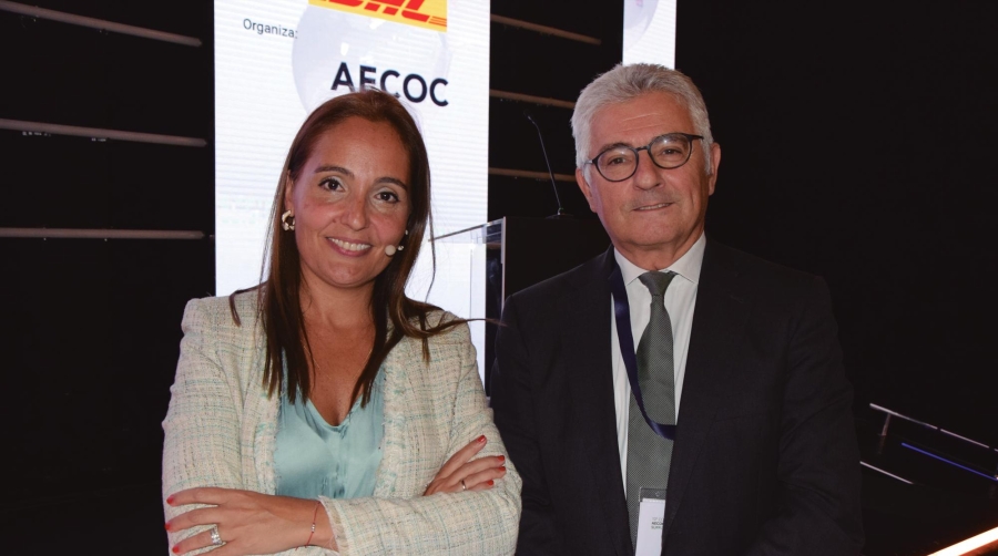 María Tena, directora de Logística y Transporte; y José María Bonmatí, director general, de AECOC. Foto B.C.