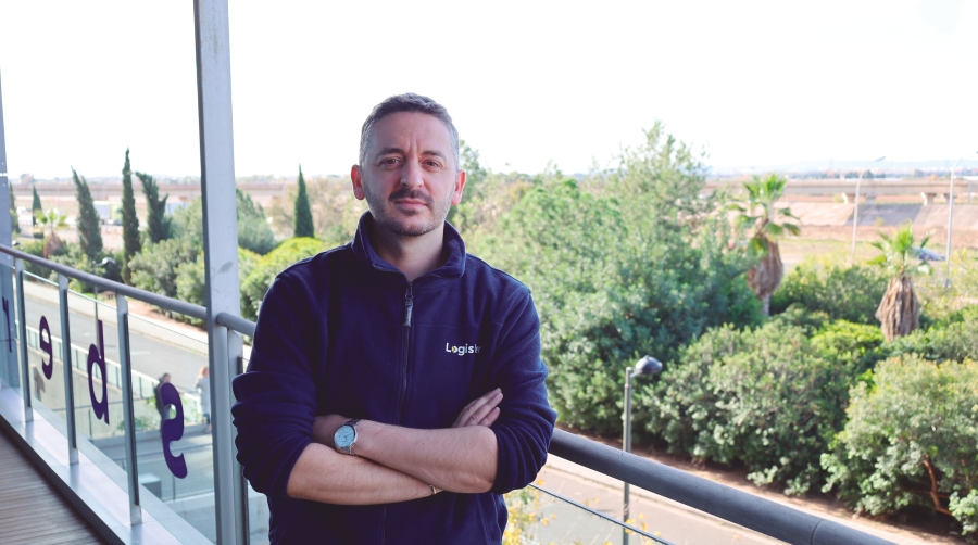 David Aceitón, jefe de Tráfico para España de Logisber Forwarding y director de la oficina de Valencia. Foto R. T.