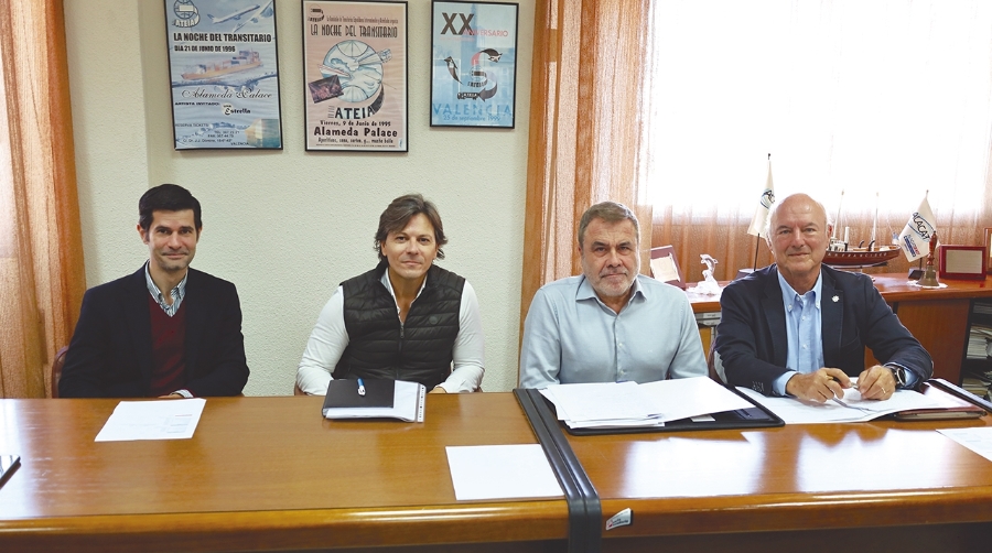 José Montoro, Rafael Solaz, Ernesto Peris y Jorge Selma García-Faria, durante la Asamblea General Electoral de ATEIA-OLTRA Valencia celebrada hoy. Foto R. T.