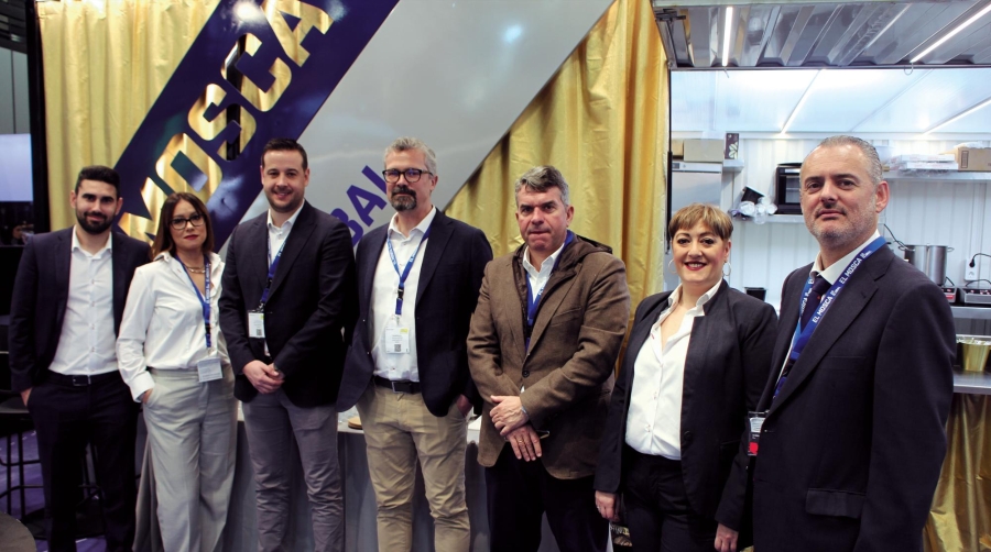 Parte del equipo de profesionales de El Mosca que ha participado en la presente edición de Fruit Logistica. Foto J.P.