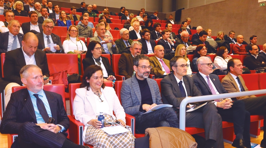 Ana Núñez: “El cumplimiento de los objetivos de la Estrategia Marítima va a buen ritmo”