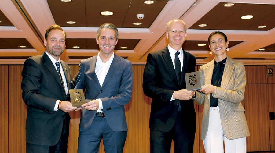 Alfredo Soler, presidente de Propeller; Javier Rivera, CFO de PowerCo Spain; Thomas Dahlem, CEO de PowerCo Spain y Carmen Amador, directiva de Propeller Valencia.