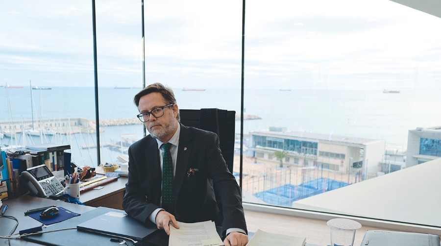 “No se trata de hacer un gran negocio y tener muchos ingresos”