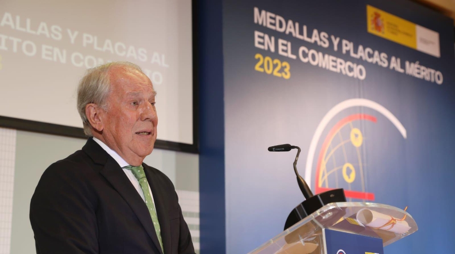 Francisco J. Romeu recogió la distinción otorgada por el Ministerio de Industria, Comercio y Turismo.