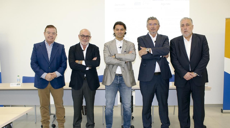 El transporte portuario lidera la digitalización de la carretera en Valencia