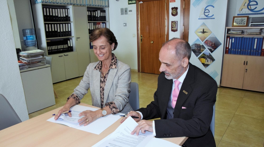 Nuria Lacaci (ACE) Y Ricardo Portal (OMCPL). Foto M.C.