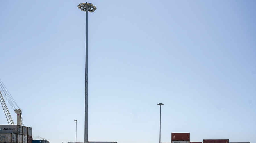 Estas nuevas torretas de iluminación se suman a la única existente en la zona.
