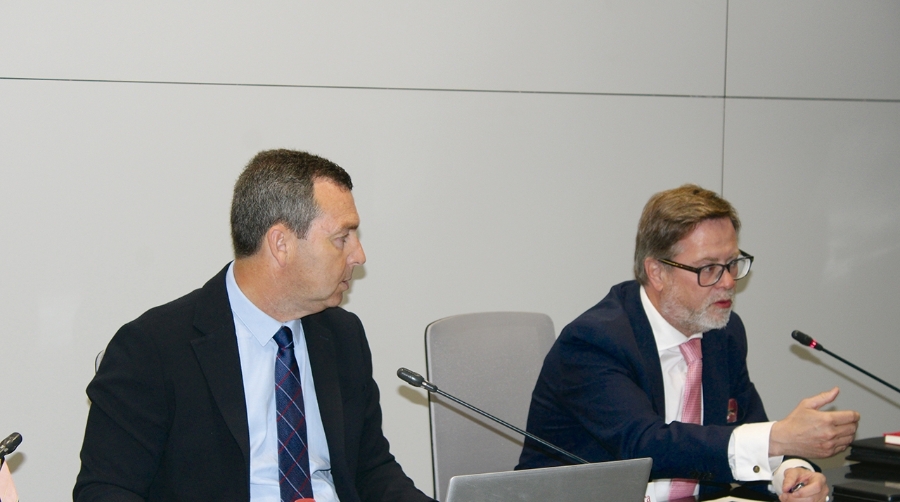 El presidente de Puertos del estado, Gustavo Santana, junto al presidente de Port Tarragona, Santiago Castellà. Foto M.V.