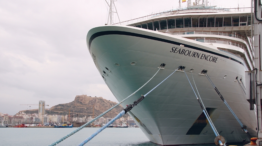 El Puerto de Alicante prevé un récord de cruceros en el año 2026