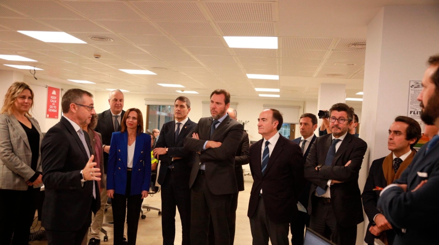 Puente multiplica el compromiso inversor de Transportes con el ferrocarril en Algeciras