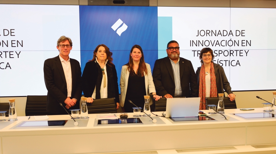 Sergi Saurí (CENIT), Emma Cobos (Port de Barcelona), Marta Losada (Clúster Catalonia Logistics), Jesús Ezequiel (Tecnocampus), y Anna Borrell (ACCIÓ). Foto J. M.