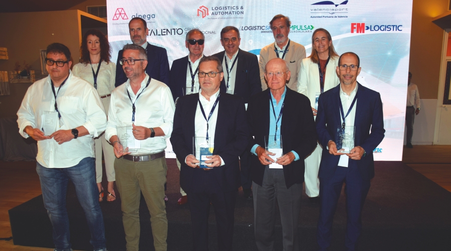 Un total de 11 profesionales fueron reconocidos por su contribución a la historia de ACE. Foto M.J.