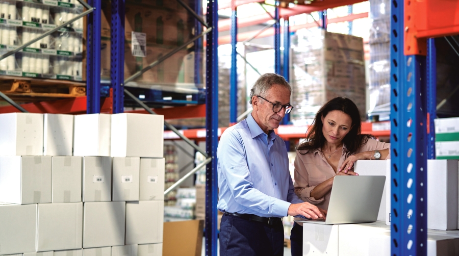 <i>La naturaleza ganancial o privativa de las participaciones sociales en la empresa familiar logística</i>