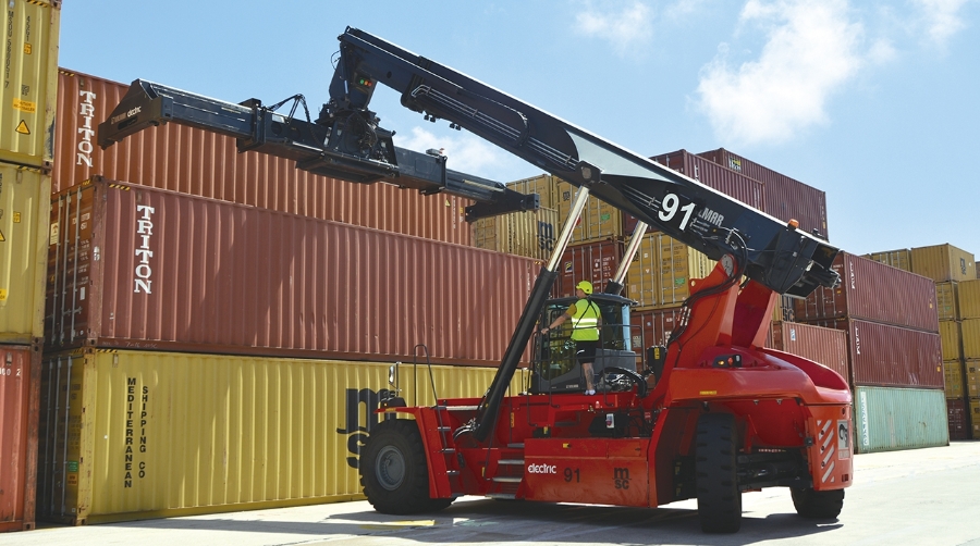 Kalmar prueba su reachstacker eléctrica en operativa real en MSC Terminal Valencia