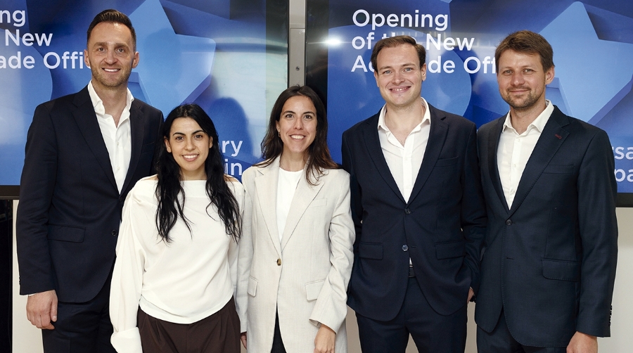 Lukáš Répal, Chief Operating Officer; Claudia Fernández, Team Assistant; Celia Osca, Project Manager; Eduardo Feliciano, Business Director; Jan Mazáč, Associate Director and Land Development de Accolade.