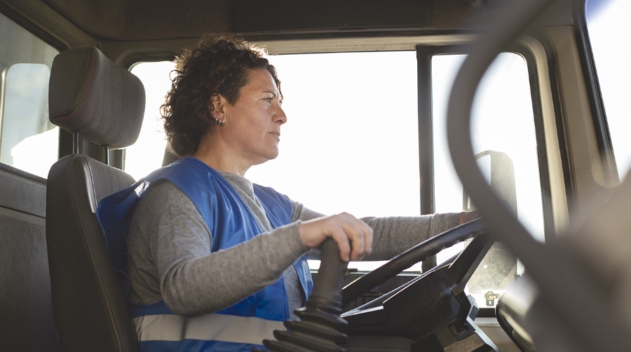 En nuestro país, la proporción de mujeres conductoras en el transporte pesado de mercancías por carretera es de apenas un 2 %.