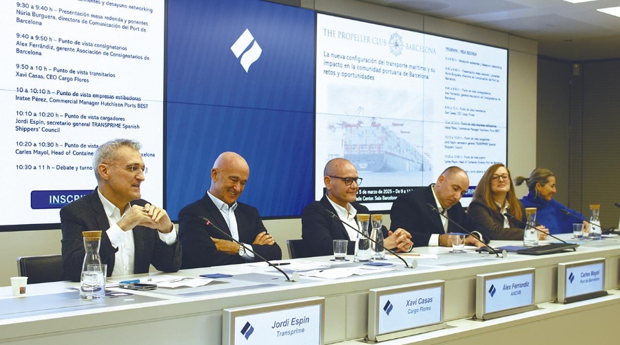 Desde la izquierda: Jordi Espín, secretario general de Transprime; Xavi Casas, CEO de Cargo Flores; Alex Ferrándiz, gerente de la Asociación de Consignatarios de Barcelona; Carles Mayol, responsable de la División de Contenedores de Port de Barcelona; Iratxe Pérez, Commercial Manager de Hutchison Ports BEST y Núria Burguera, directora de Comunicación del Port de Barcelona. Foto C.C.