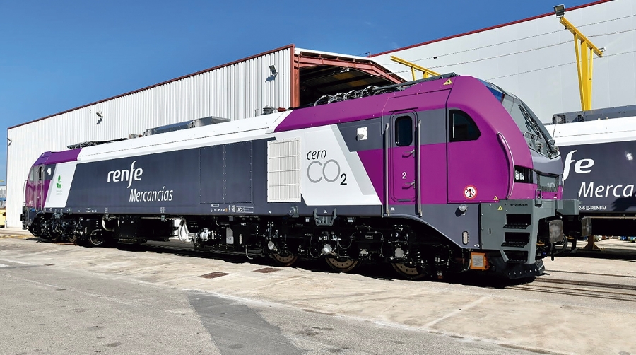 Renfe Mercancías revalida la certificación europea de transporte de productos químicos