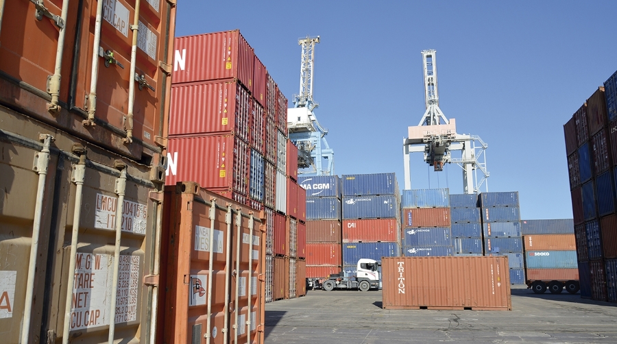 El tráfico de los puertos españoles creció un 0,8% en el primer semestre