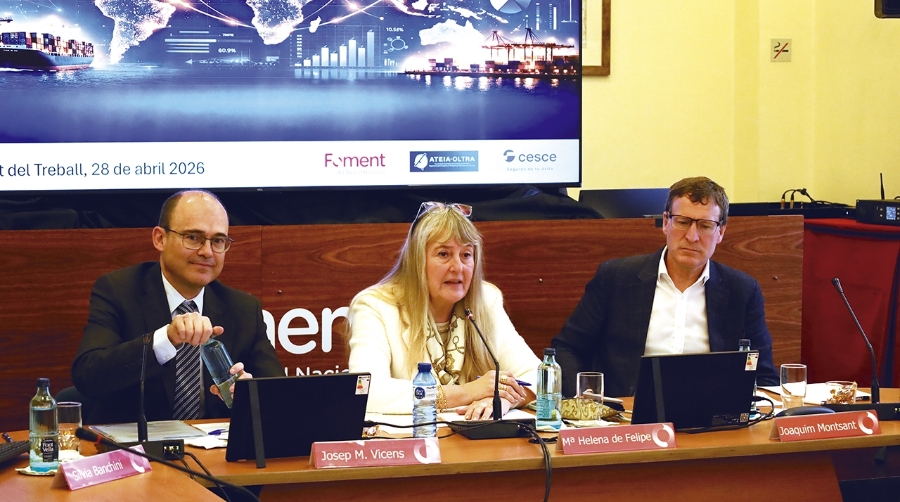 Josep M. Vicens (Ateia-Oltra Barcelona), Mª de Felipe (Foment del Treball), Joaquim Montsant (Cesce). Foto: J. M.