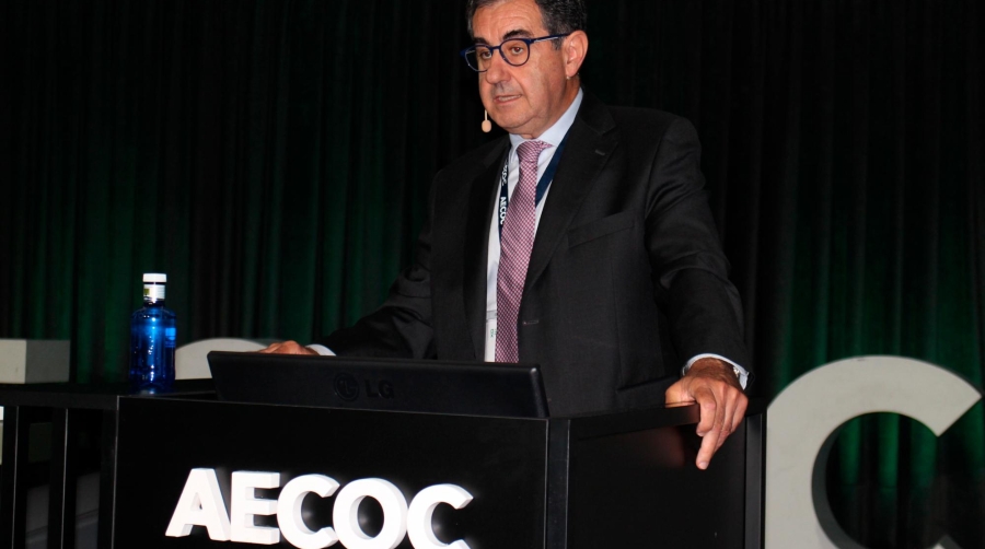Carmelo González, presidente del CNTC, durante su intervención esta mañana en el Foro AECOC. Foto M.J.