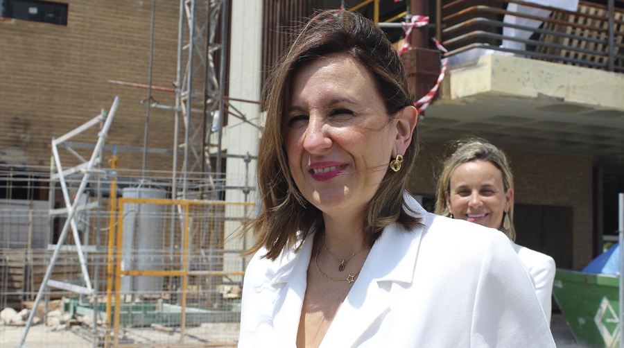 María José Catalá ha visitado las obras del futuro hub de innovación que se instalará en la antigua Estación Marítima del puerto de Valencia