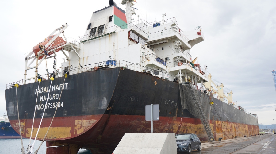 Port de Tarragona acoge una operativa de carga de&nbsp;47.141 toneladas de alfalfa