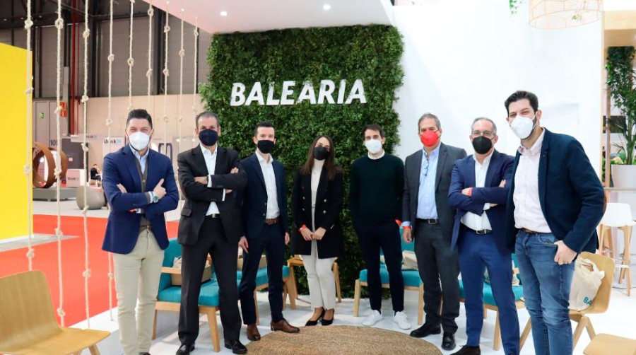 Baleària analiza la digitalización en la transformació del sector turístico