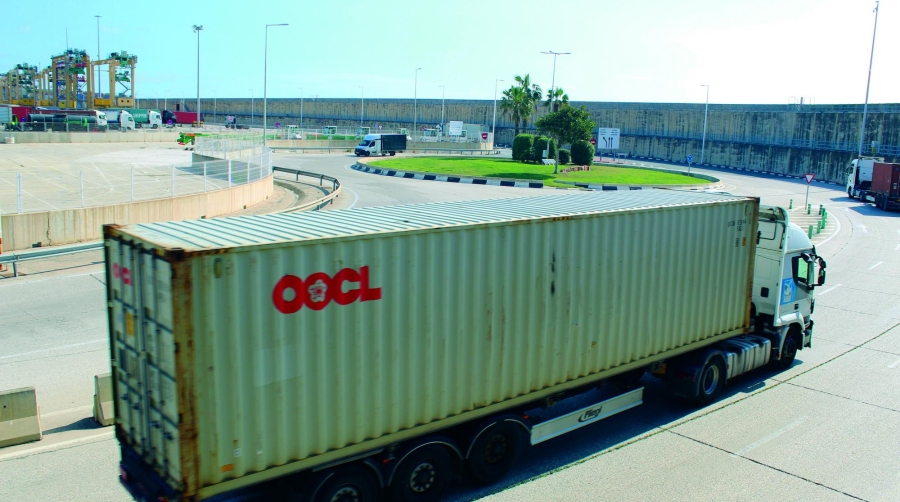 Tennders lanza una nueva bolsa de cargas para el transporte terrestre en España