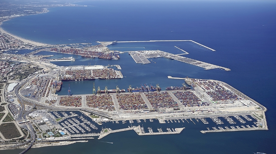 Los puertos de Valencia (en la imagen), Santander y Castellón han renovado la certificación PERS.