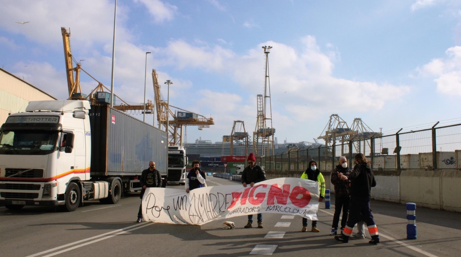 El sector del amarre de Barcelona apura sus opciones de acuerdo tras tres jornadas de huelga