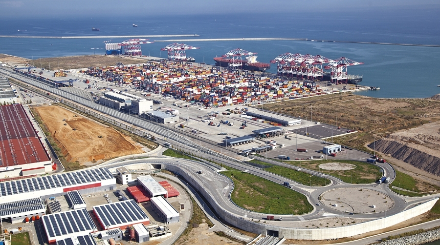 El Gobierno da luz verde a la licitación del nudo viario que articulará los nuevos accesos del Puerto de Barcelona