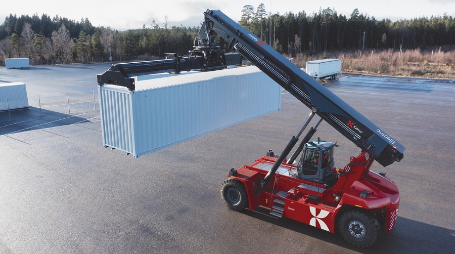 Reachstacker eléctrica de Kalmar.