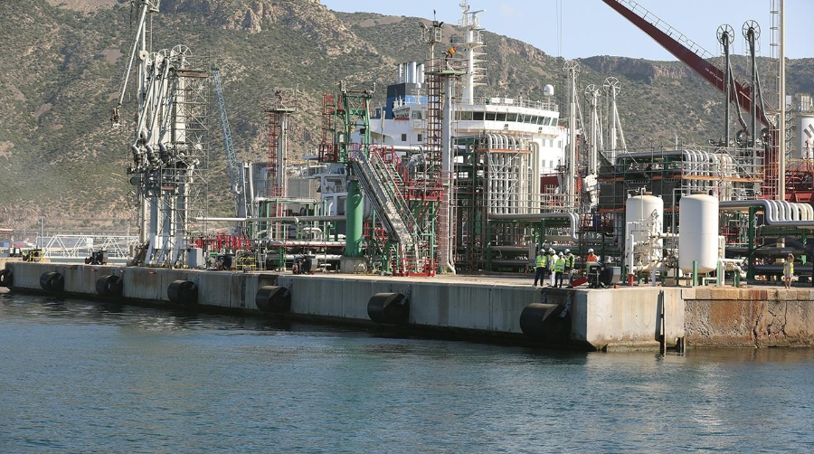 Los muelles del Puerto de Cartagena ya cuentan con nuevas Defensas y Ganchos de Escape Rápidos.