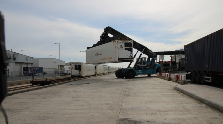 El servicio ferroviario entre Alicante y Reino Unido estudia aumentar su capacidad