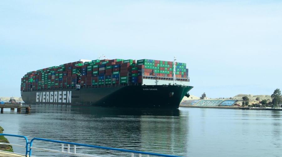 Viaje al corazón del Canal de Suez
